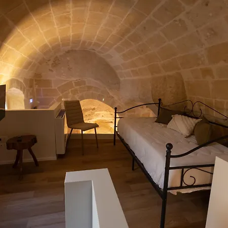 Luna * Matera