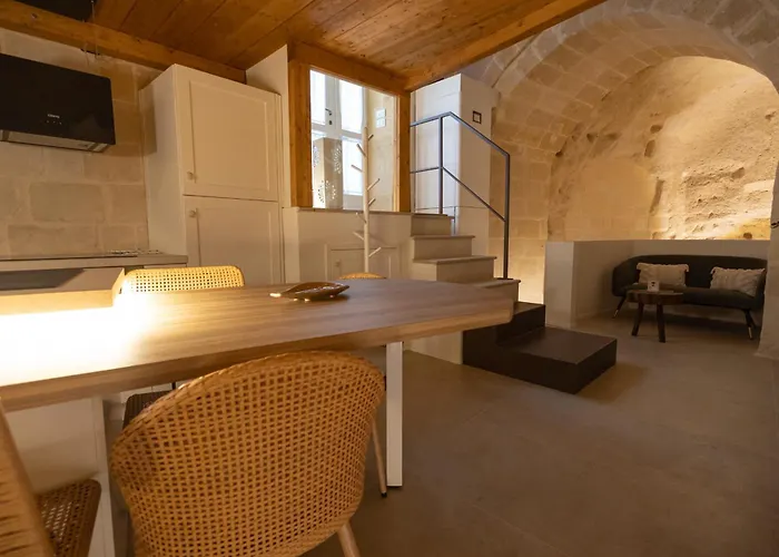 別荘 Luna マテーラ