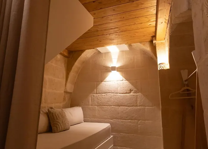 Luna Nyaraló Matera